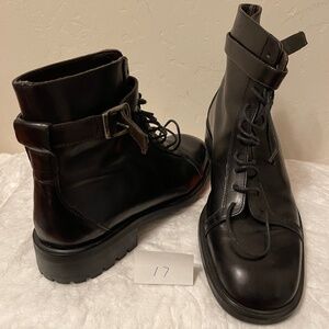 David & Joan Men Boots